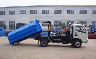 长安小型钩拉臂垃圾车 高效物流与环保运输的智能选择